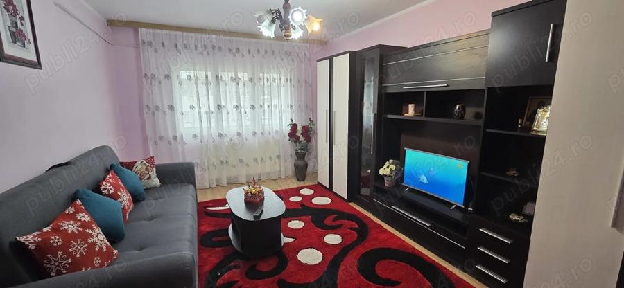 Inchiriez apartament decomandat cu 2 camere - 6