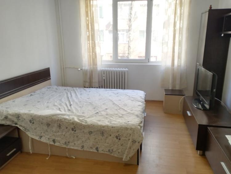 Garsoniera decomandata zona Dr. Taberei - str. Targu Neamt // Bloc reabilitat - 3