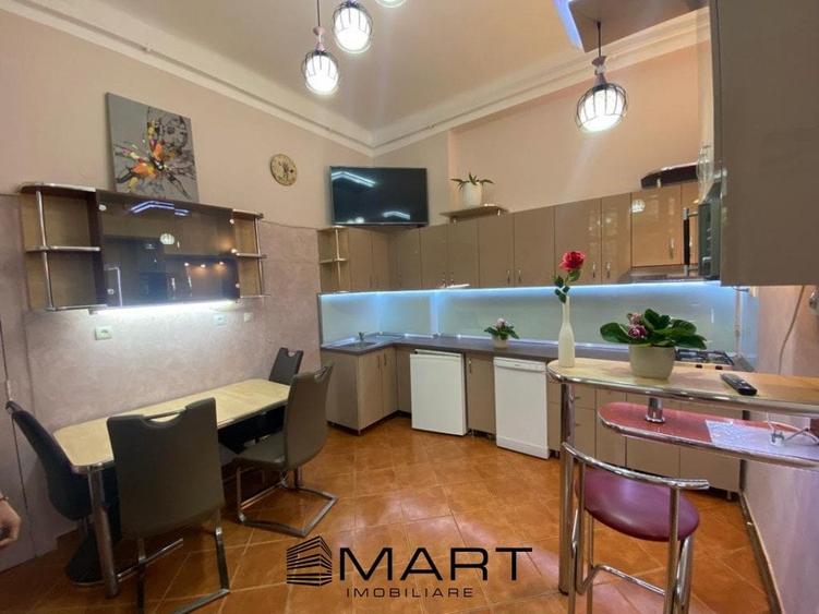 Apartament la casa 3 camere semidecomandat, zona centrala - 1
