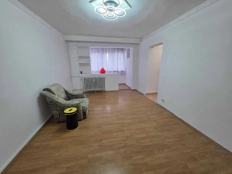 Sos Colentina intersectie Fundeni, bloc reabilitat, stradal, vedere spate, - 9