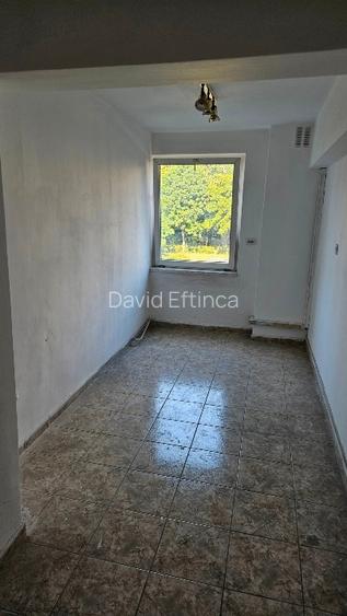 Apartament cu 2 camere nedecomandat în Centrul Civic Apartament cu 2 camere nedecomandat în Centrul Civic