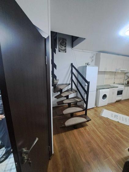 Apartament 2 camere tip mansarda zona Nicolina ! - 4