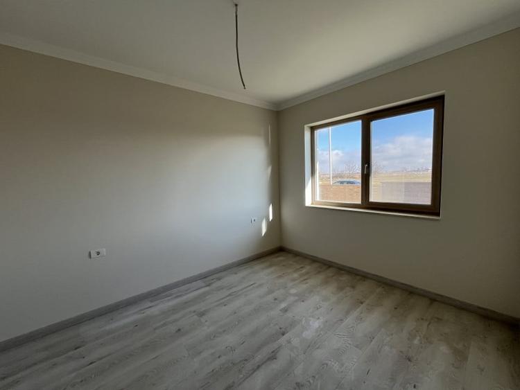 Casa Individuala cu Garaj, Comision 0%, Finalizata - 17