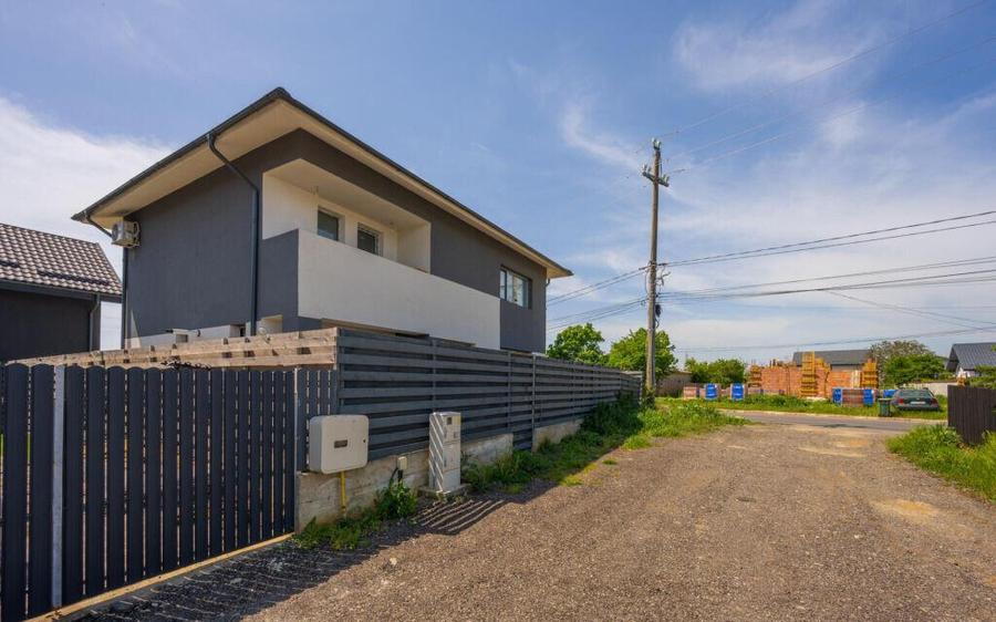 Casa moderna 3 dormitoare,140m2,living generos, loc - 11