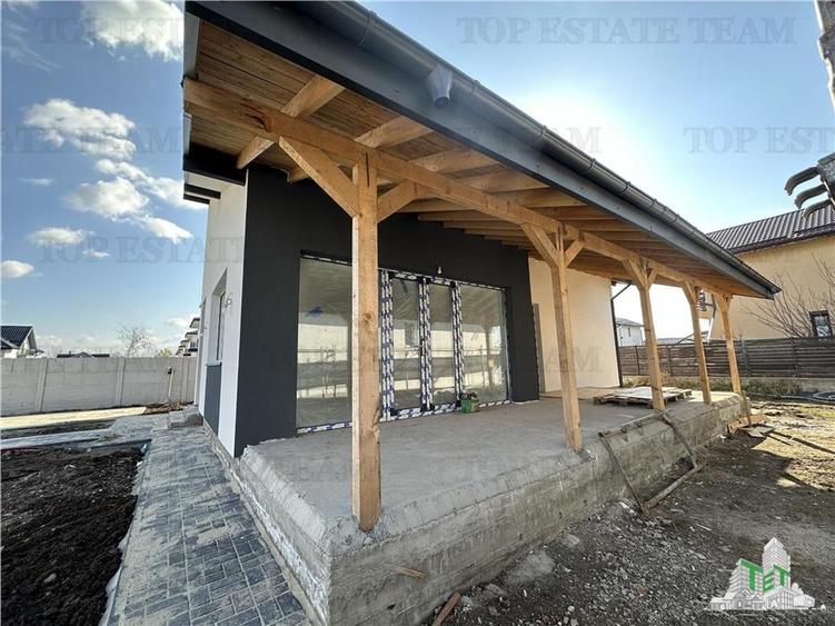 Vila cocheta cu 3 camere, dormitor matrimonall,  incalzire in pardoseala, terasa - 4