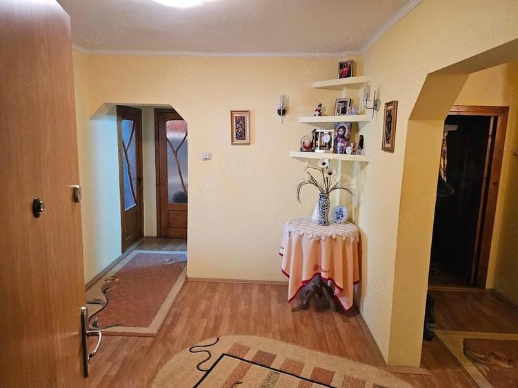 Vand apartament 4 camere decomandat - 5