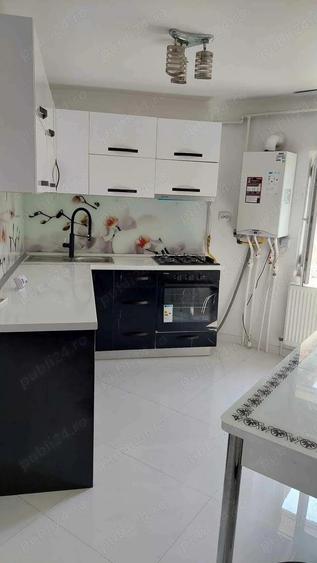 Apartament de vanzare - 3