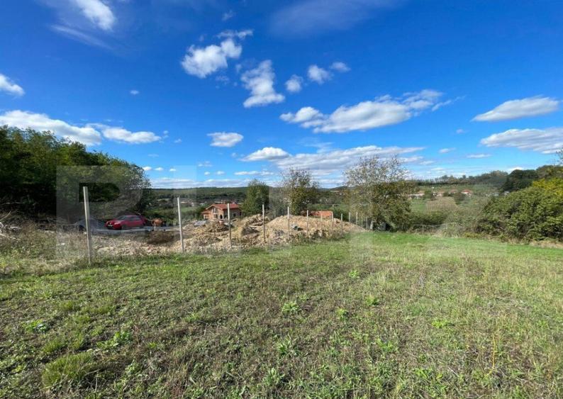 De Vanzare - Teren Intravilan, Localitatea Sumugiu - 1