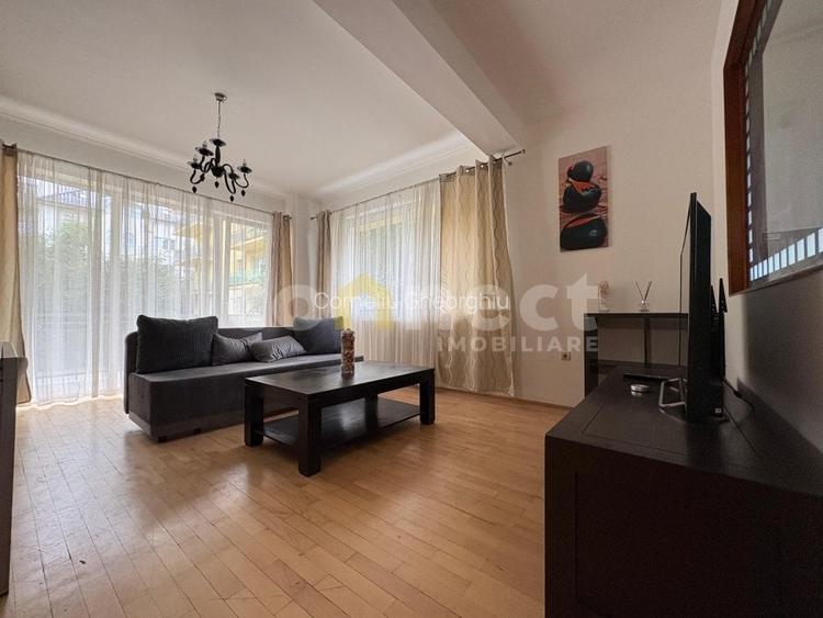 De inchiriat 2 camere in Buna Ziua, cu terasa si garaj subteran De inchiriat 2 camere in Buna Ziua, cu terasa si garaj subteran