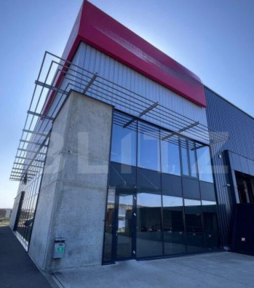 Hala cu pod rulant, cladire admininstrativa. Top! - 3