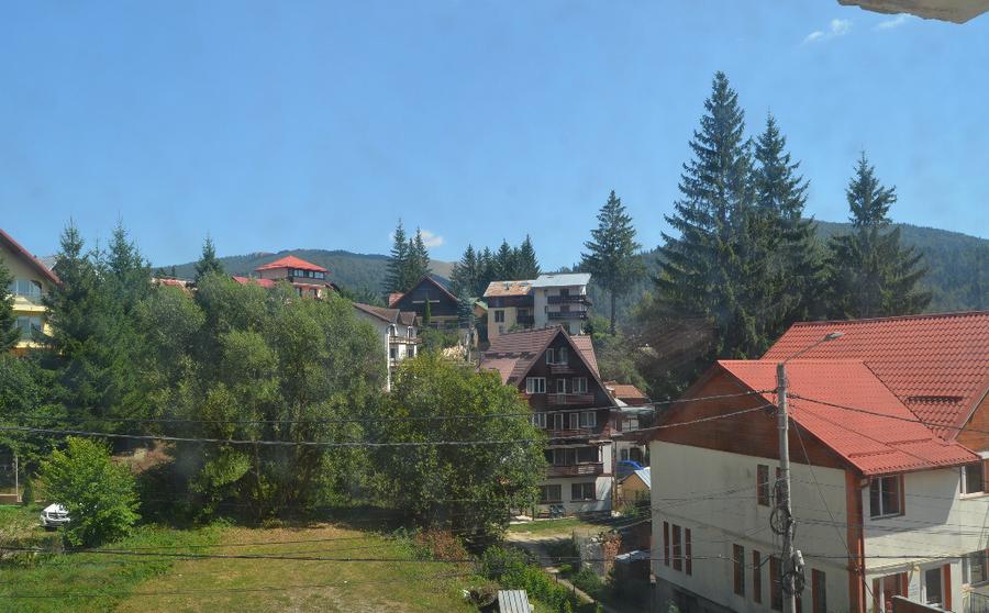 Busteni-Garsoniera de vacanta langa partie - 1