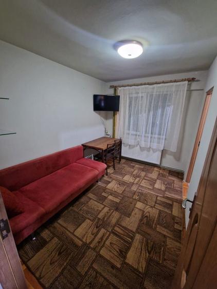 Inchiriez apartament 3 camere Arad - 3