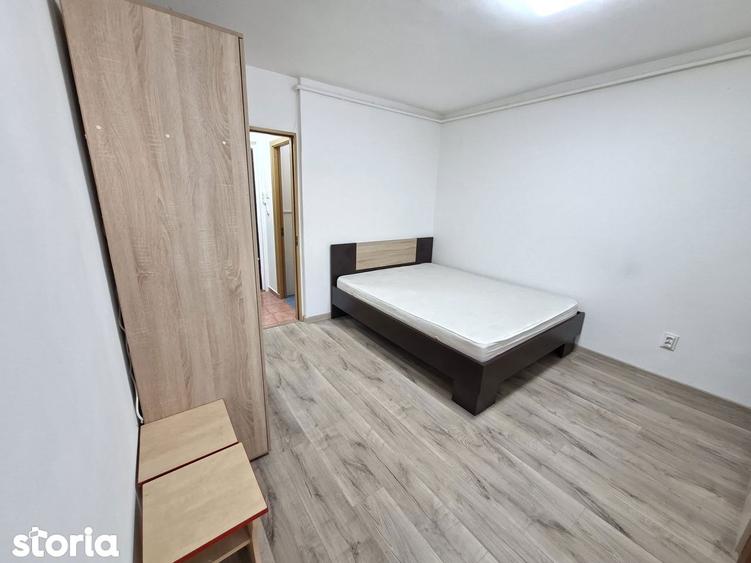 Inchiriez Garsoniera langa Coresi, cu loc de parcare - 2
