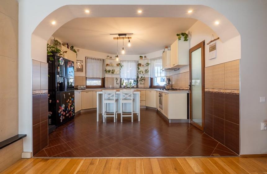 Casa individuala cu teren 750mp, garaj, beci, terasa - Dezmir, zona centrala - 4