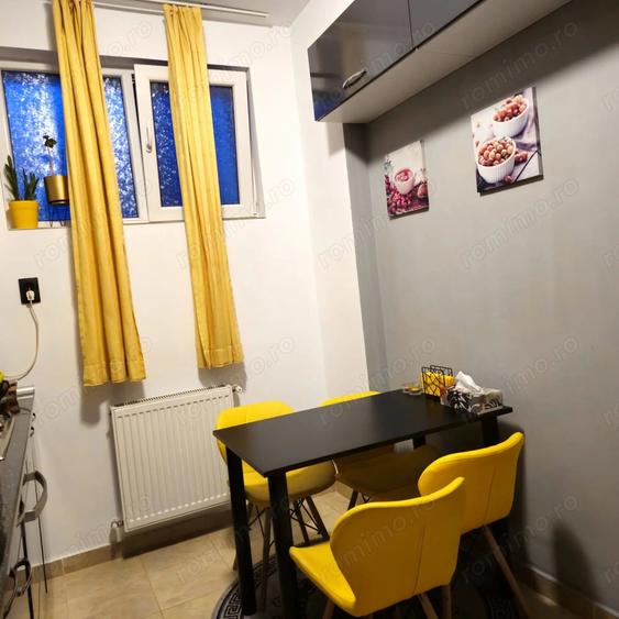 Apartament 2 camere decomandat. Loc de parcare inclus - 9