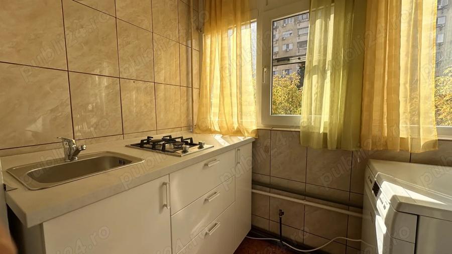 PROPRIETAR Inchiriez ap 3 camere Zona F.C Ripensia COMPLEX - 9