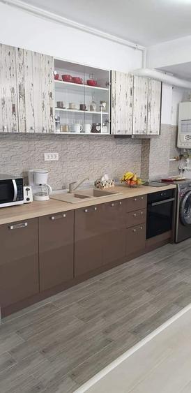 Apartament cu 2 camere decomandat, mobilat în Est