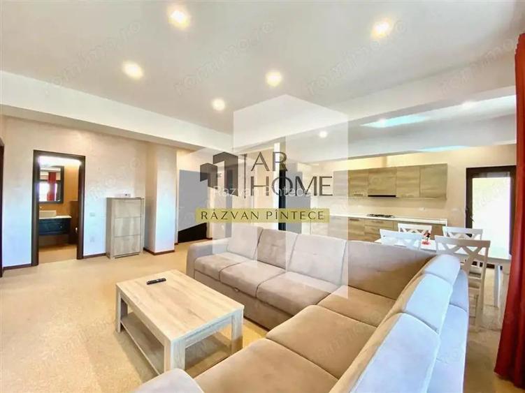 Apartament 3 camere de lux, terasa 35 mp, bloc nou, central, Ploiesti Apartament 3 camere de lux, terasa 35 mp, bloc nou, central, Ploiesti