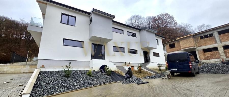 Duplex de vânzare, 4 camere, zona Tauti - 1