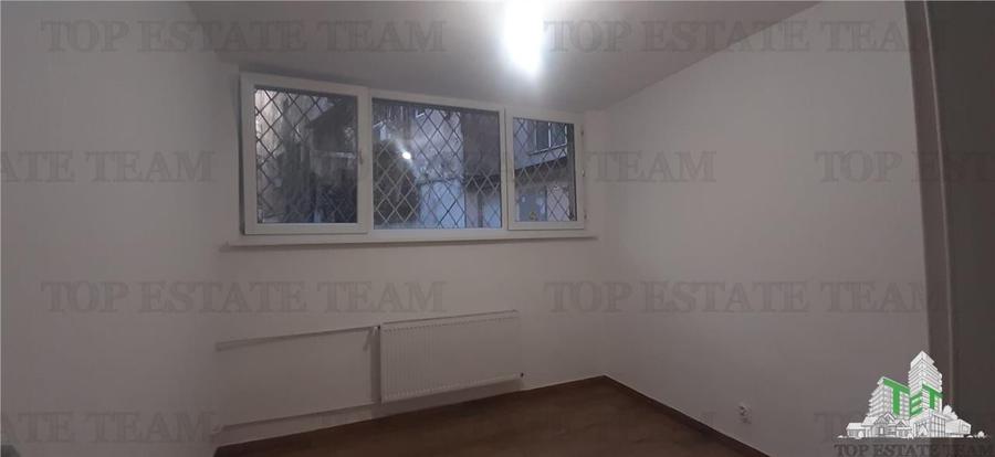 Spatii birou / comerciale de inchirat ,Universitate,  10 euro / mp - 9