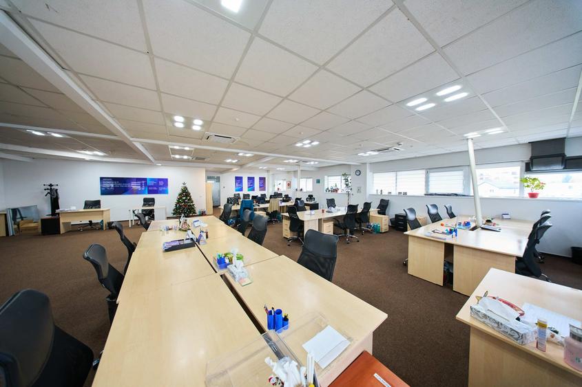 Birouri cu depozit de închiriat - 15