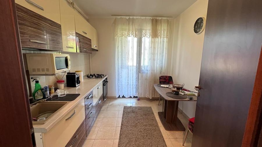 Apartament 2 camere spațios, etaj 1/5, balcon închis – Prelungirea Ghencea - 4