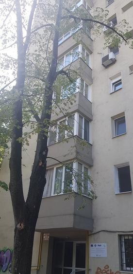 Dristor, Camil Ressu, pe bulevard,bloc reabilitat,vedere laterala - 1