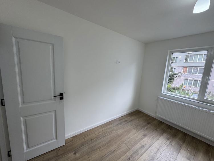 Apartament LUX 37 mp TOT NOU langa Facultate + Vivo Mall Etaj 1 - 1