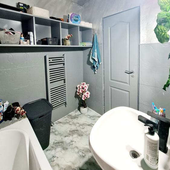 Vand Apartament 2 camere - 1