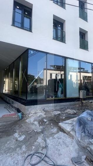 Spatiu generos, central, ideal orice tip de activitate - 4