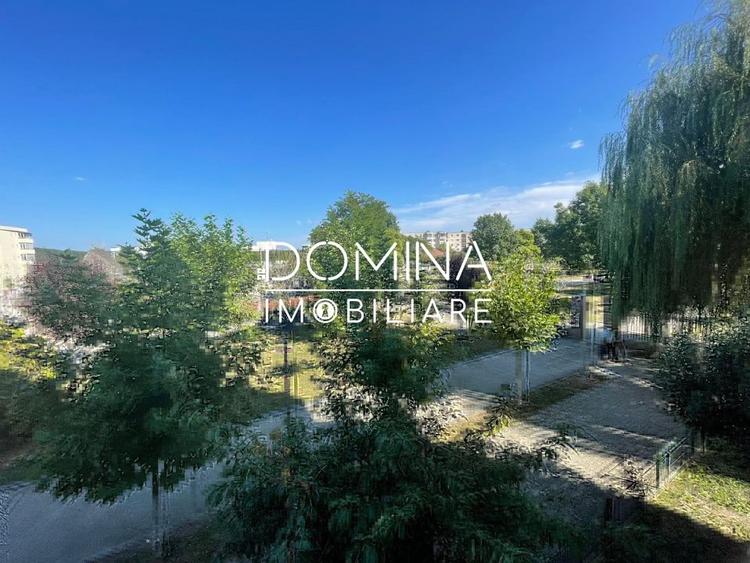 Vanzare apartament 3 camere, etaj 1, situat in Rovinari, strada Termocentralei - 9