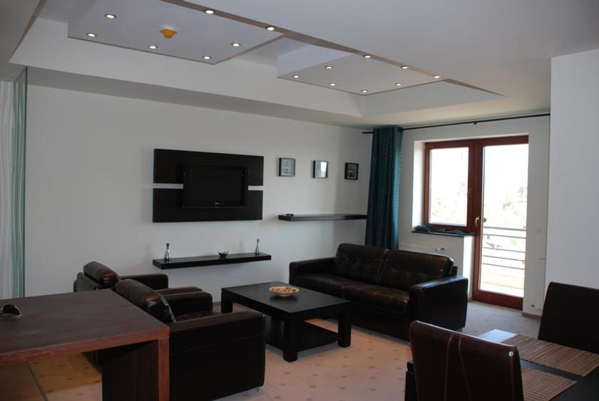 Barbu Vacarescu, Floreasca, hotel Caro - 3