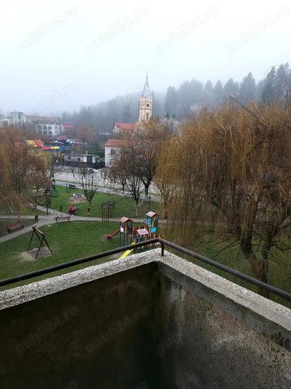 Vand apartament in Lupeni, iubitorilor de schi si munte - 4