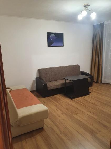 Inchiriez apartament 2 camere - 1