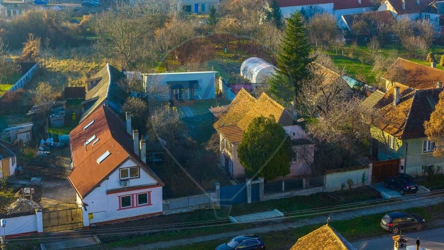 Casă cu 3 camere si teren generos de 1.519 mp în Prejmer /Comision 0% - 27