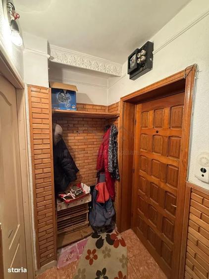 Garsoniera pacurari in bloc de apartamente - 4