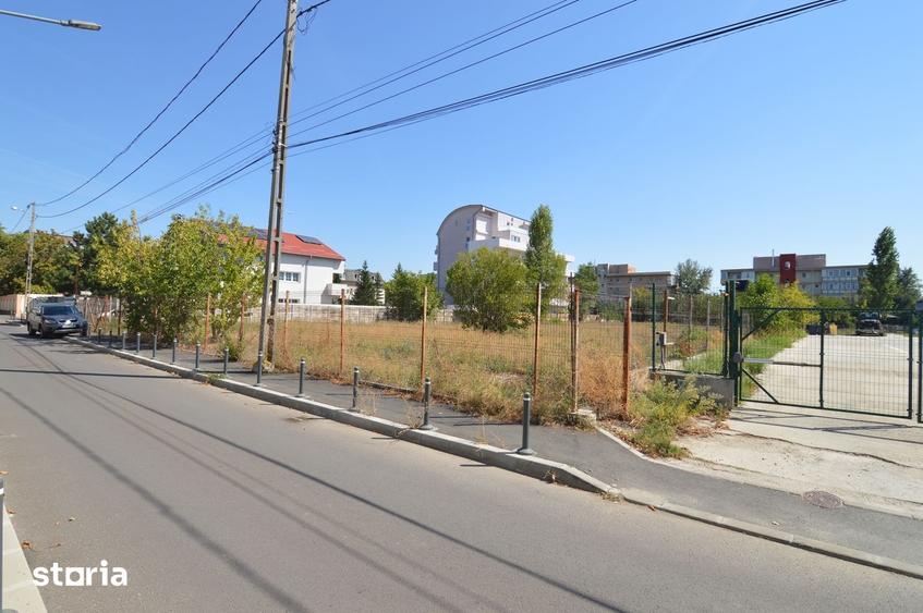 Teren de 3717 mp, în Dămăroaia
