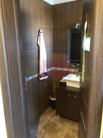 Vila premium OPORTUNITATE EXCELENTA zona foarte linistita Popesti - 19