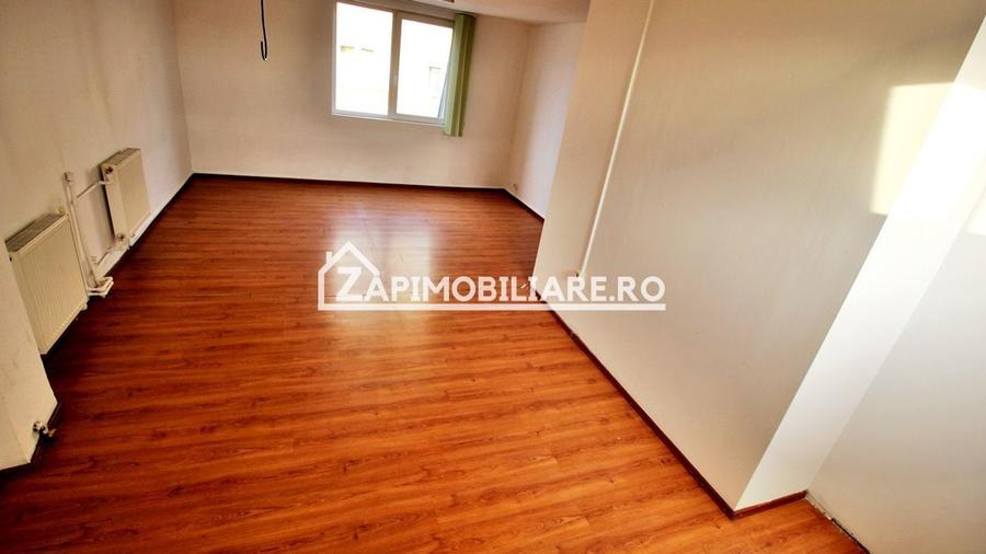 Casă / Spatiu birouri 10 camere , 222 mp utili,zona Central - 5