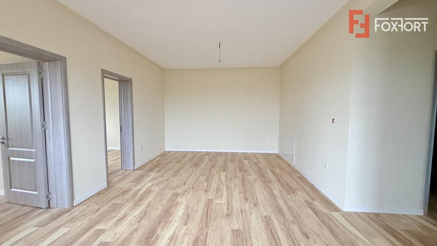 Duplex cu 4 camere cu Canalizare în Ghiroda