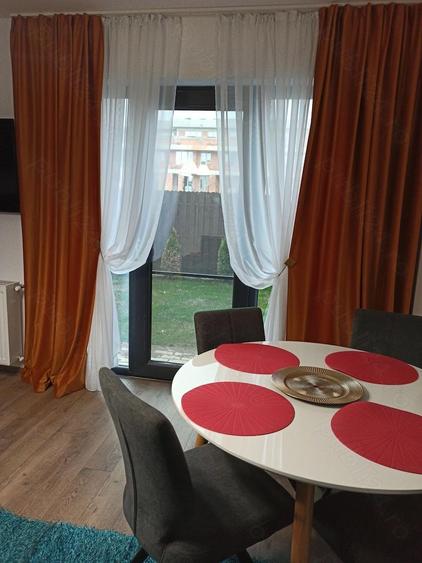 Apartament zona Coresi proprietar bloc 2021 - 8