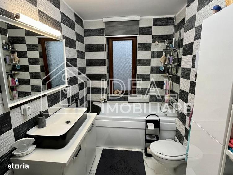 Apartament cu 4 camere în Șelimbăr