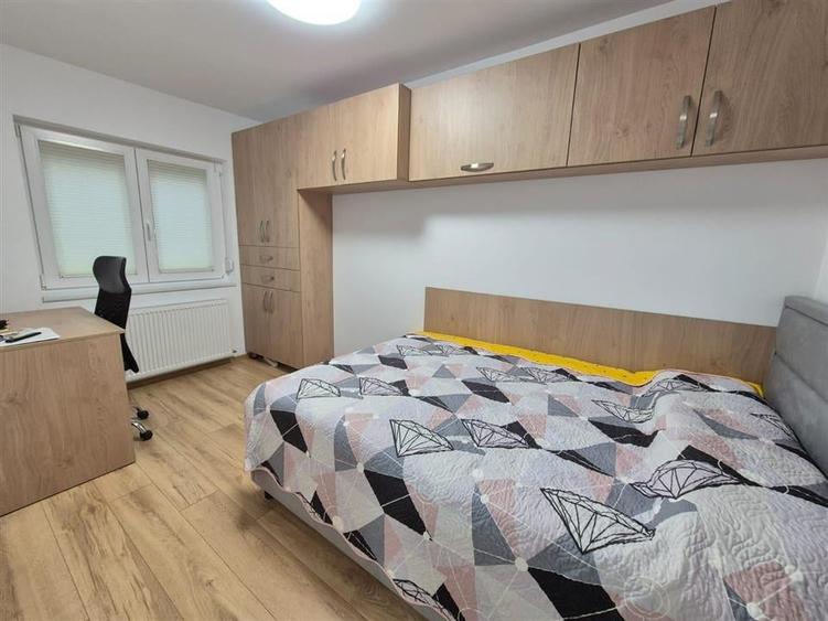 Apartament 3 camere Podu Ros - 8