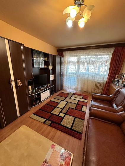 Apartament 2 camere Ploiesti Sud - 1