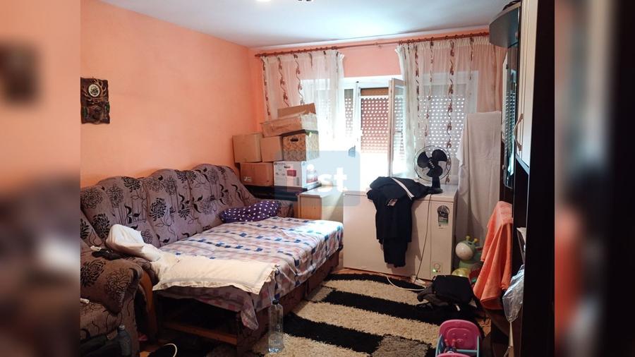 APARTAMENT 2 CAMERE DECOMANTAT ETAJUL 3 - 9
