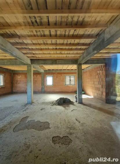 Casa in Vladesti - 2