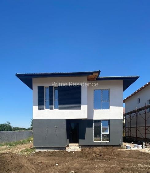 Lângă București – Vilă Modernă cu 3 Dormitoare, Birou și Curte Spațioasă Lângă București – Vilă Modernă cu 3 Dormitoare, Birou și Curte Spațioasă