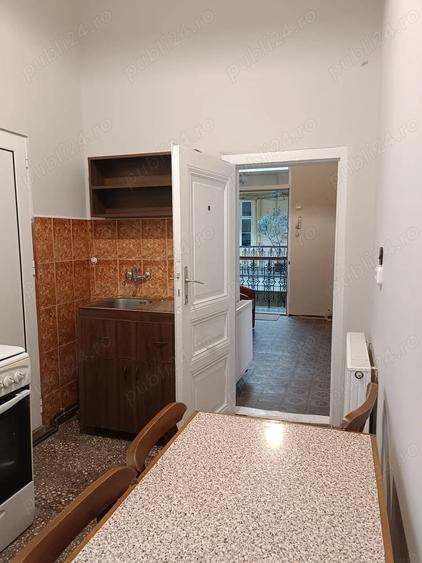 Proprietar inchiriez spatiu pentru birou in Timisoara, Piata Unirii - 1