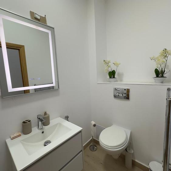 Casă cu Teren 270 Mp în Tunari