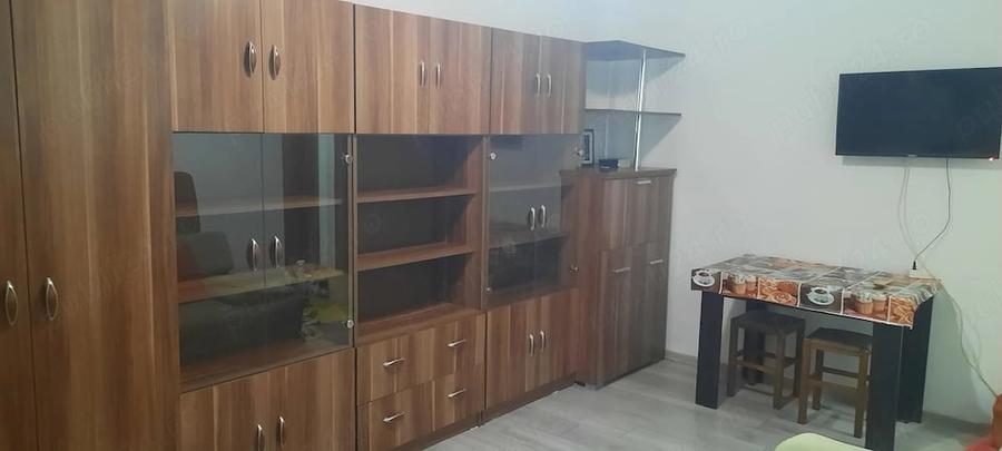 Garsonieră decomandată în Micălaca